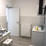 Garden House Apartment *